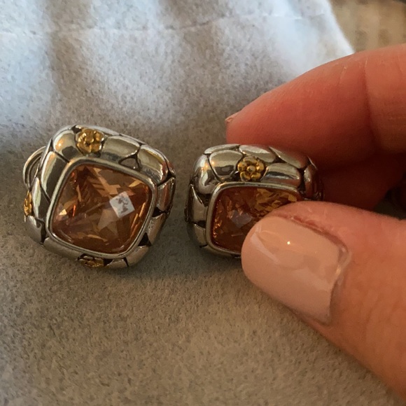 Two toned earrings - Picture 4 of 4